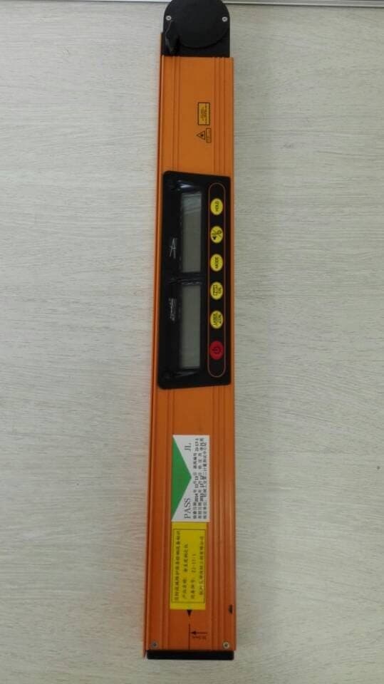 垂直度测定仪